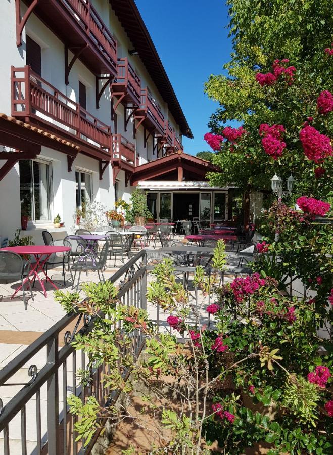 Hotel Pyrenées Atlantique Saint-Pée-sur-Nivelle Exterior foto
