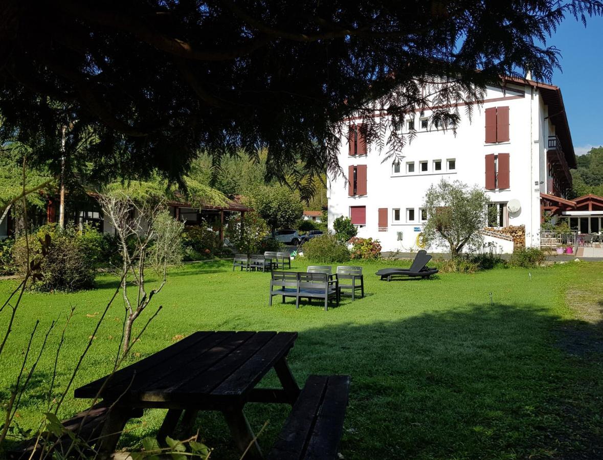Hotel Pyrenées Atlantique Saint-Pée-sur-Nivelle Exterior foto