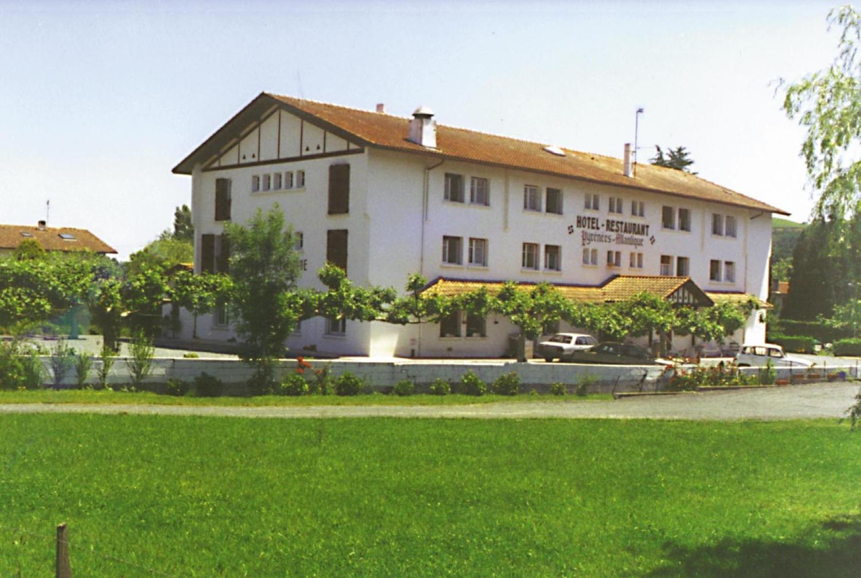 Hotel Pyrenées Atlantique Saint-Pée-sur-Nivelle Exterior foto